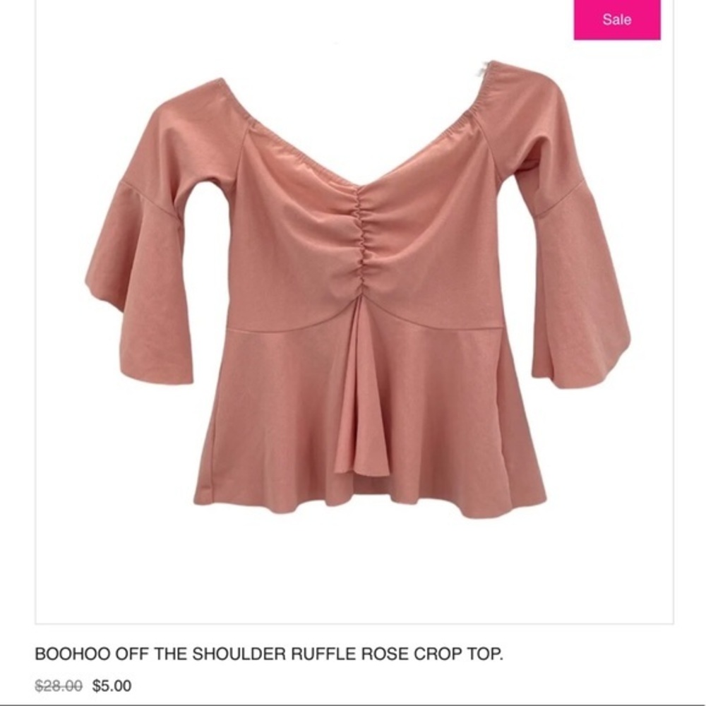 BOOHOO OFF THE SHOULDER RUFFLE ROSE CROP TOP. - Picture 8 of 8